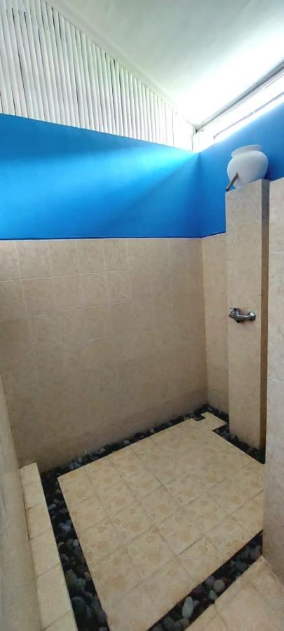 The Shooting Star Homestay Amed  Ngoại thất bức ảnh
